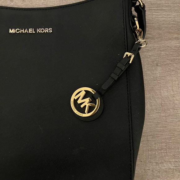Micheal Kors bag - Picture 2 of 4